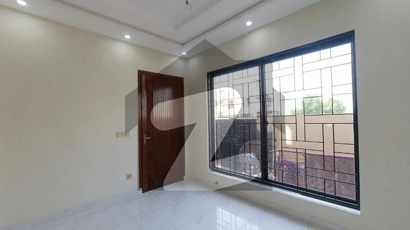 5 MARLA BRAND NEW HOUSE FOR SALE @ GOOD LOCATION OF OLC BLOCK A BAHRIA ORCHARD PHASE 1 6