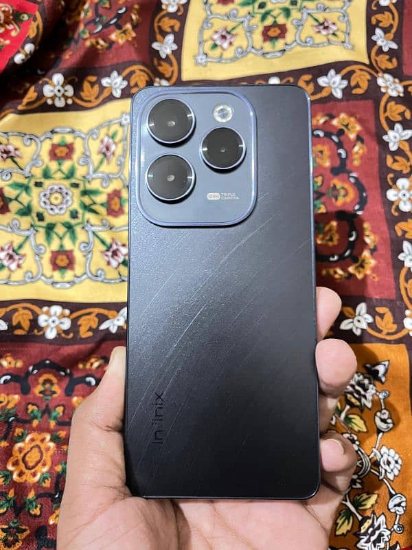 Infinix Hot 40 Pro 0