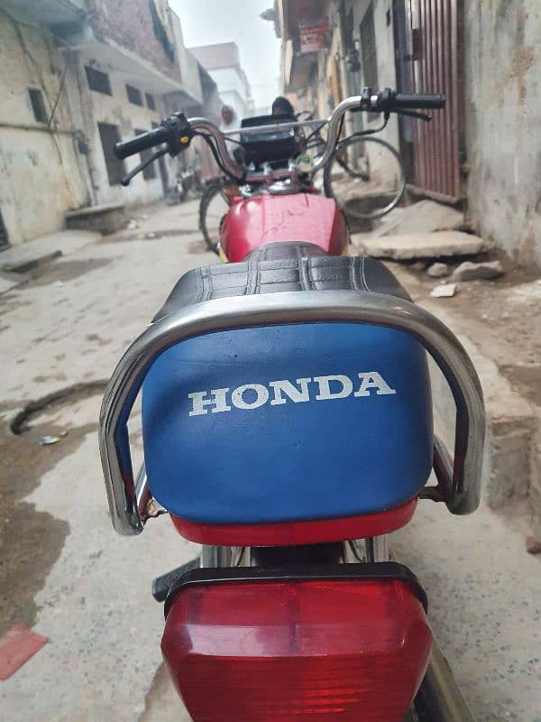 honda cd70 for sael 7