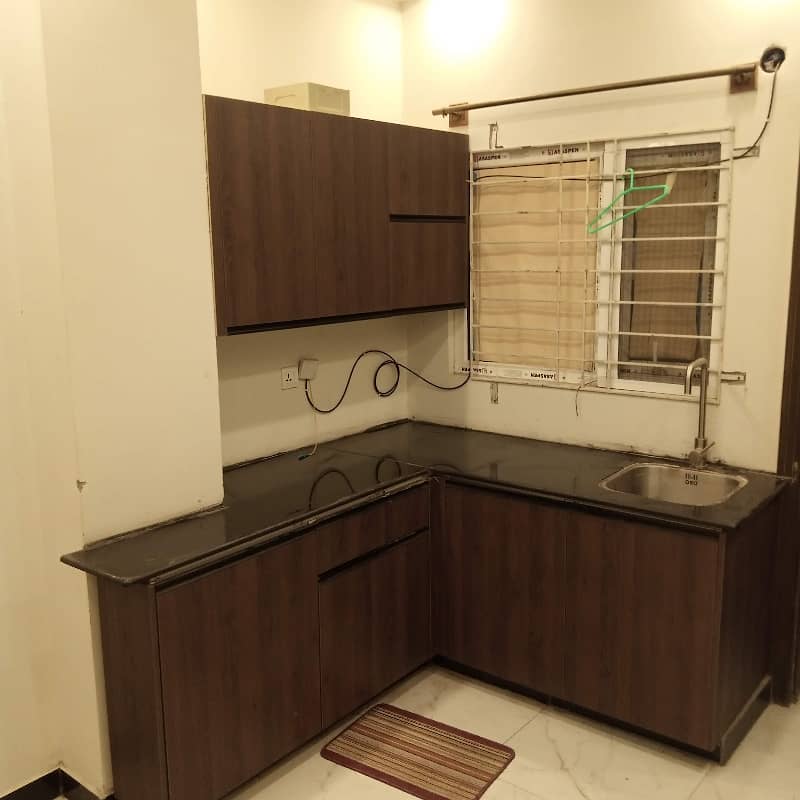 1 bed beautiful flat for rent at reasonable price 1