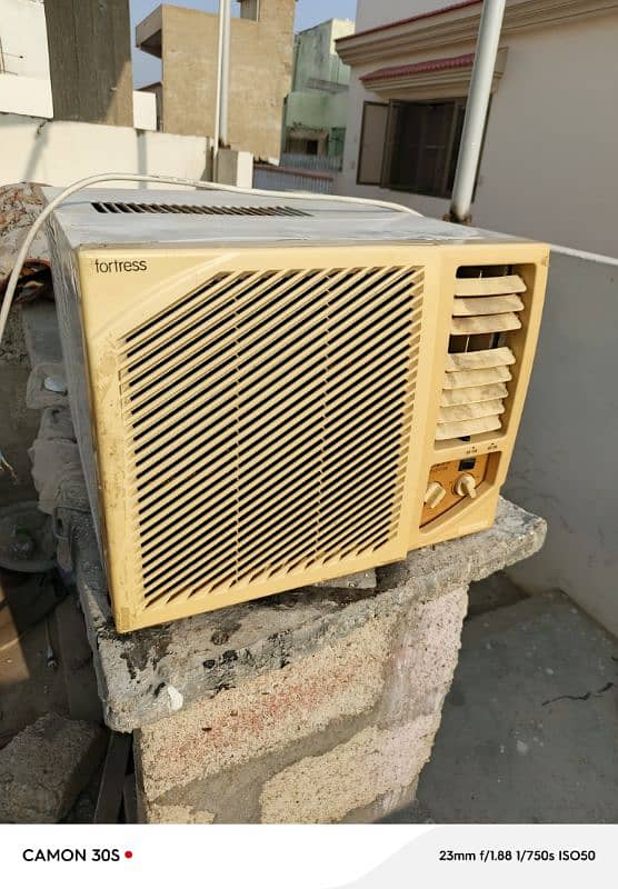 window Ac  available in good condition 2