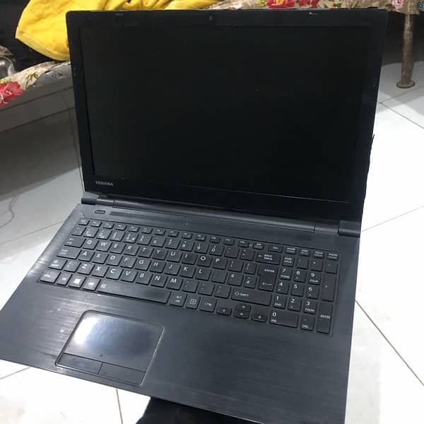 TOSHIBA SATELLITE PRO R50-C-12N 0