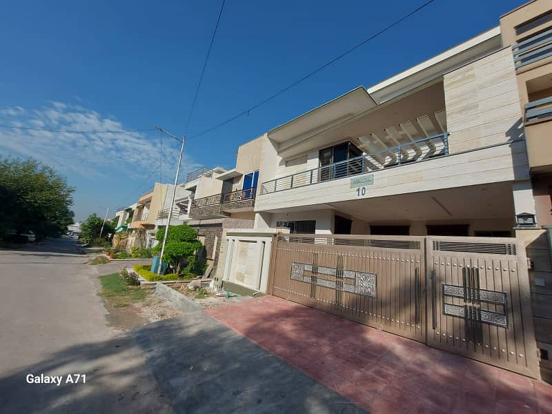 2100 Sq Ft House Brand New Available For Sale In Margalla View Housing Society MVHS D-17 Block B Islamabad. 23