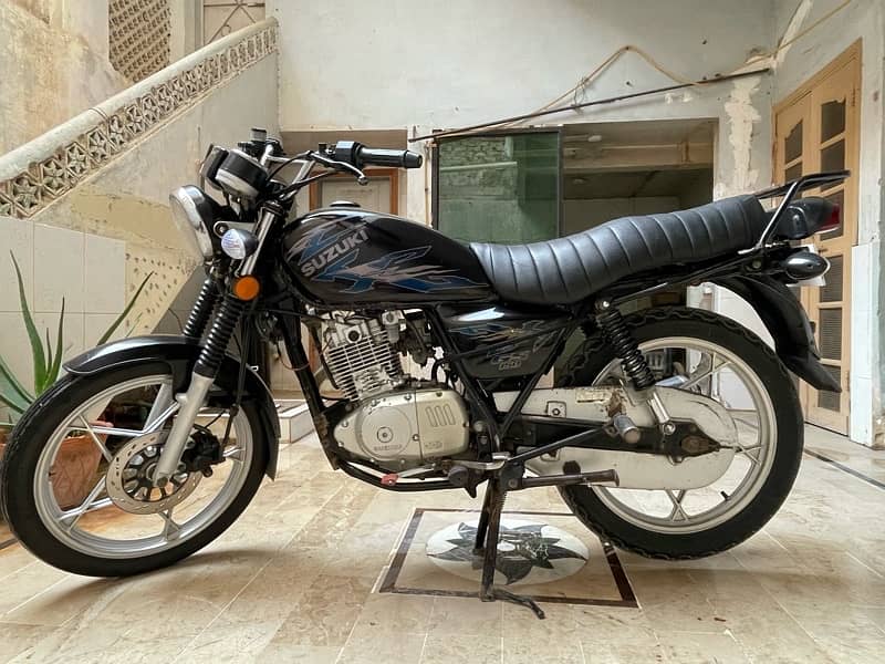 Suzuki GS 150 SE ( 100% genuine ) 3