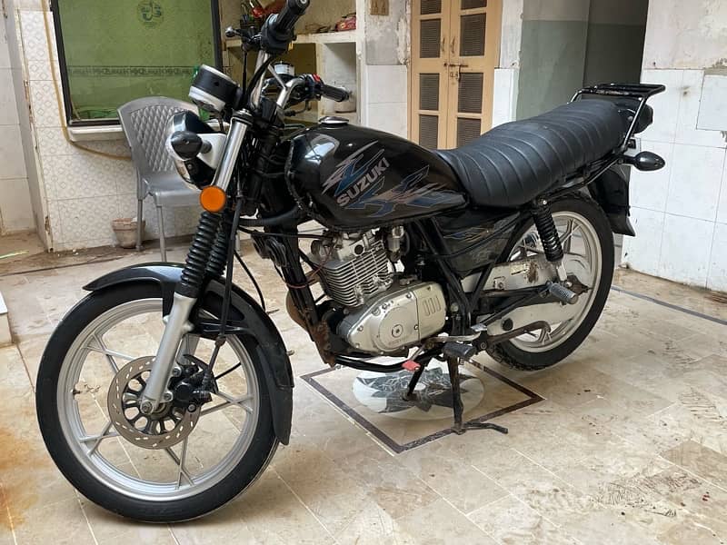 Suzuki GS 150 SE ( 100% genuine ) 10