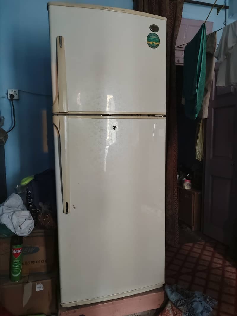 Urgent Sale Fridge LG Korea 3