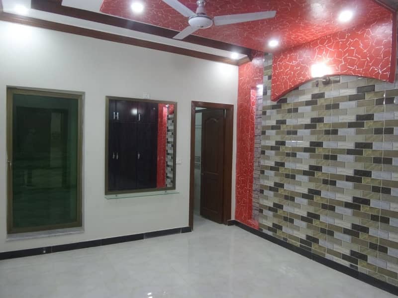 Book A Upper Portion Of 2450 Square Feet In D-12 D-12 0