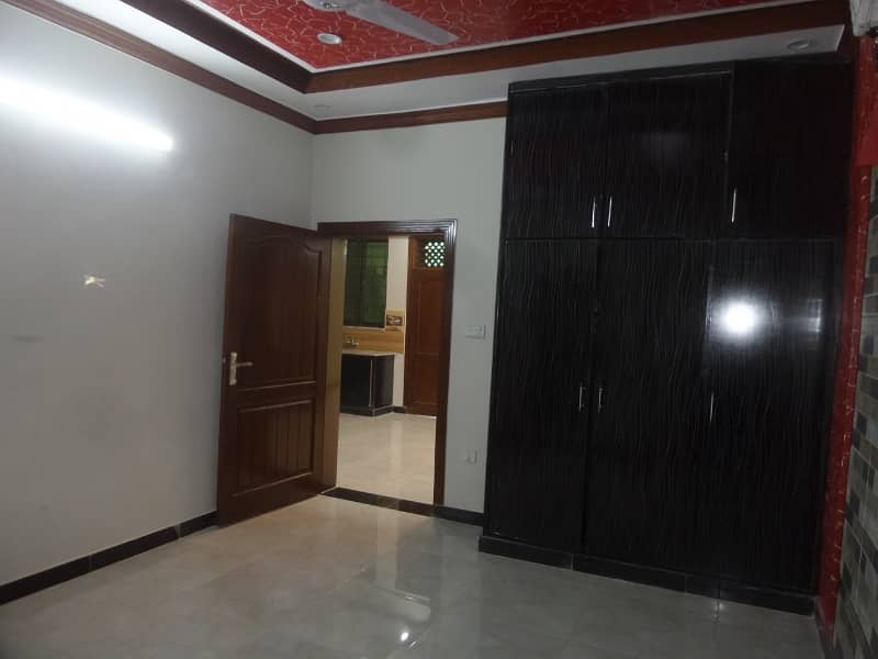 Book A Upper Portion Of 2450 Square Feet In D-12 D-12 5