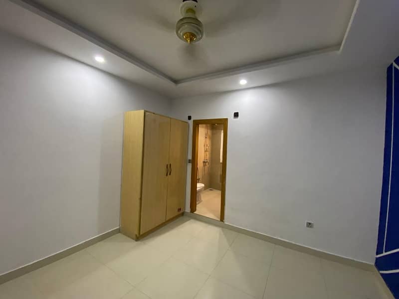 Book A 450 Square Feet Flat In E-11 5