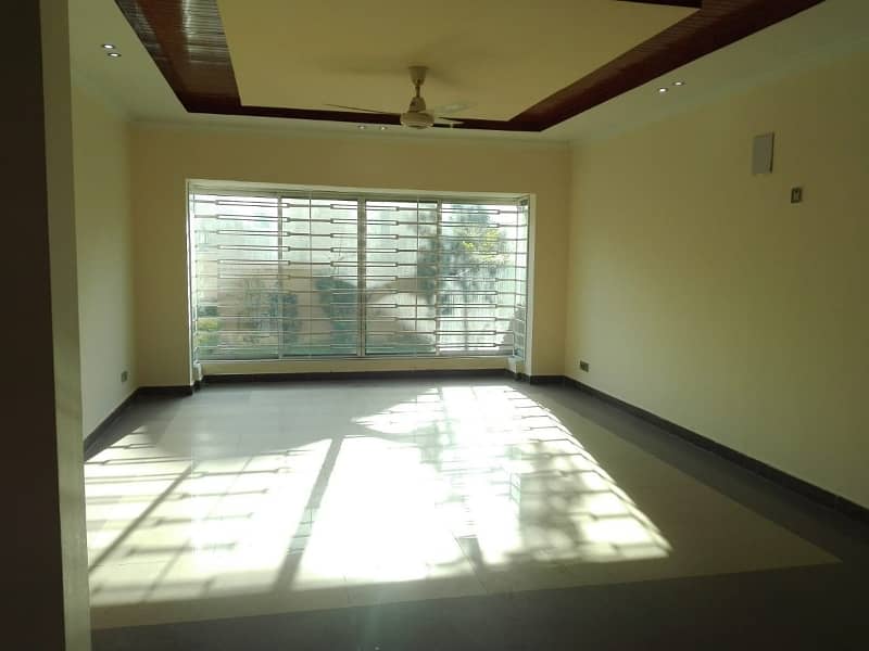 Best Options For Flat Is Available For rent In E-11 4