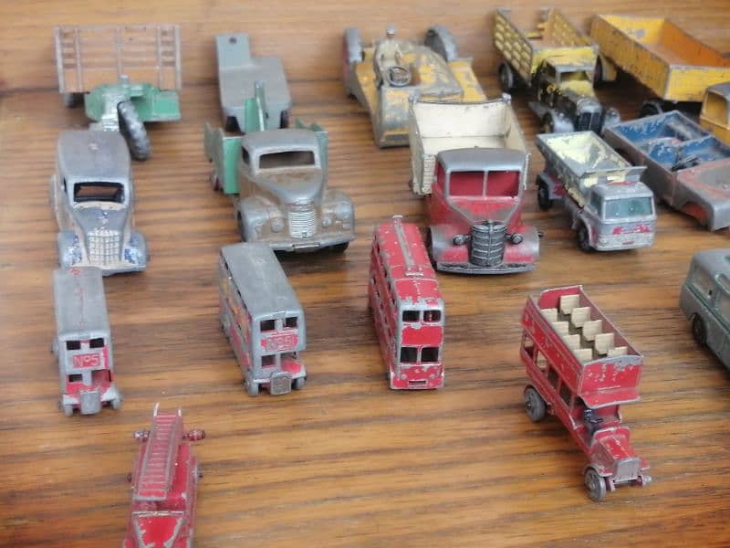 Dinky cars Rare vintage for restoration 8