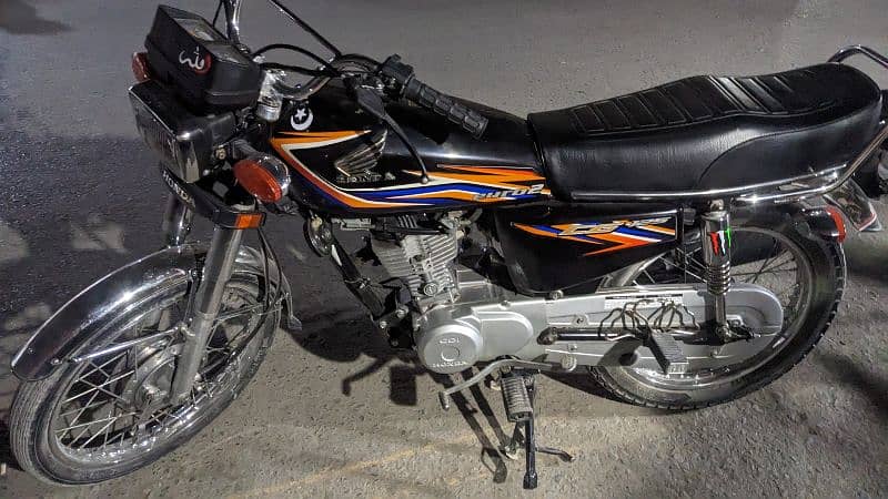 honda 125 model 18 golden number MNP 94 1