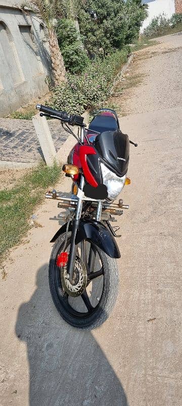 Honda CF 125 2