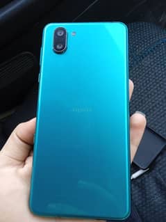 Aquos r3