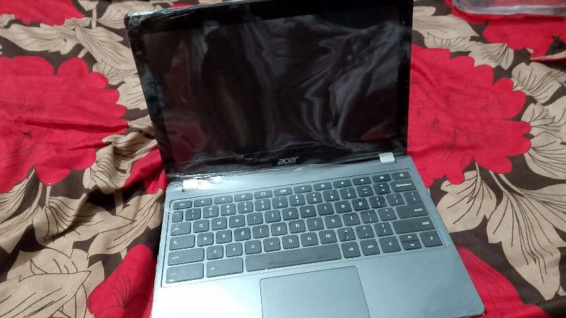 Acer c740 (128gb) windows laptop chromebook 2