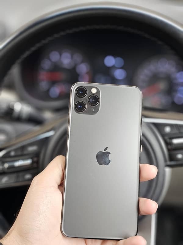 Iphone 11 pro max PTA Approved 0