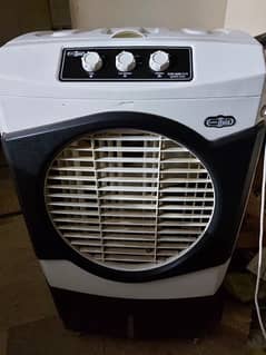 Selling my brand new room cooler one month used