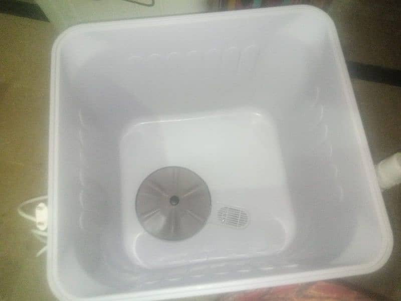 super asia best  washing machine 4 kg just like new 0