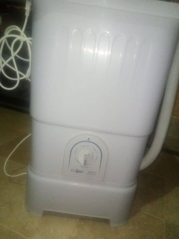 super asia best  washing machine 4 kg just like new 1