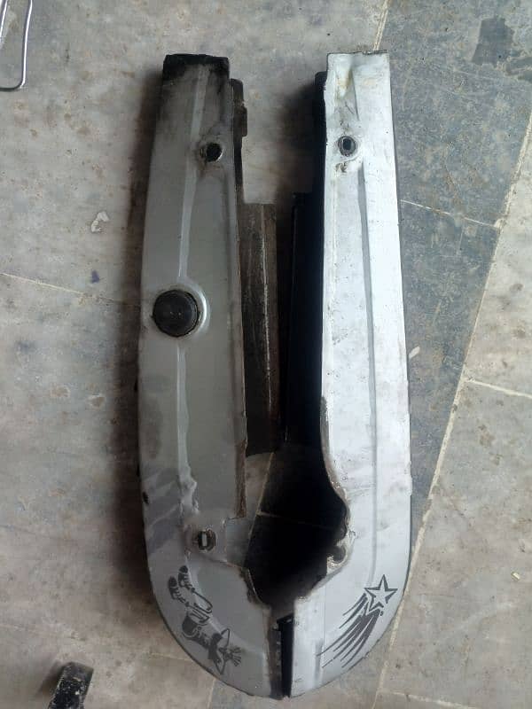 Honda 125 front & back margute & chain cover for sale 2