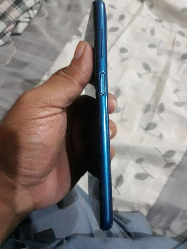 Samsung A12 NON pta for sale or exchange glass minor crack 2