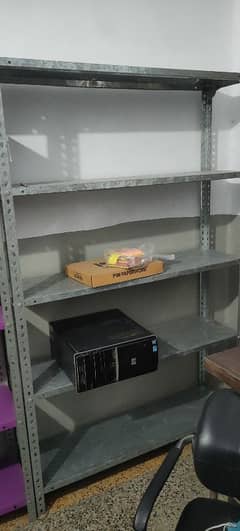 racks shelves like brand new