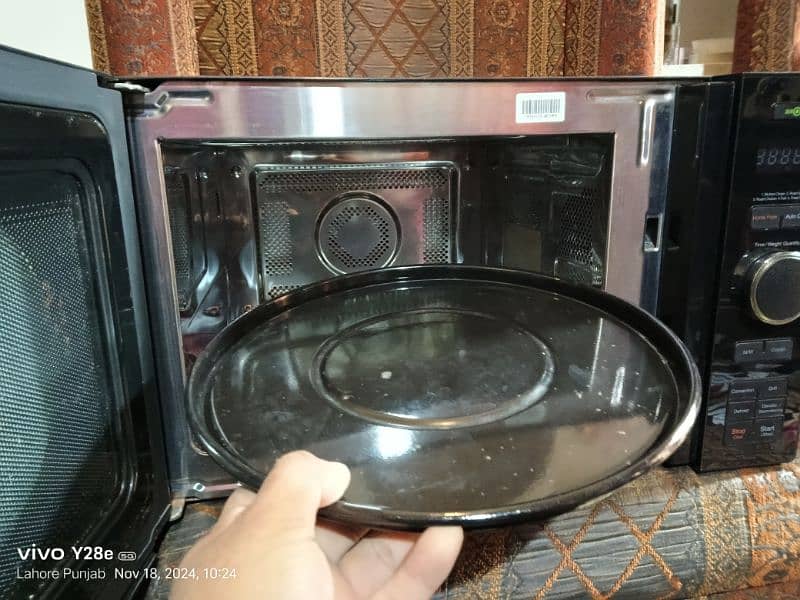 Dawlance microwave oven convention+air fryer 4