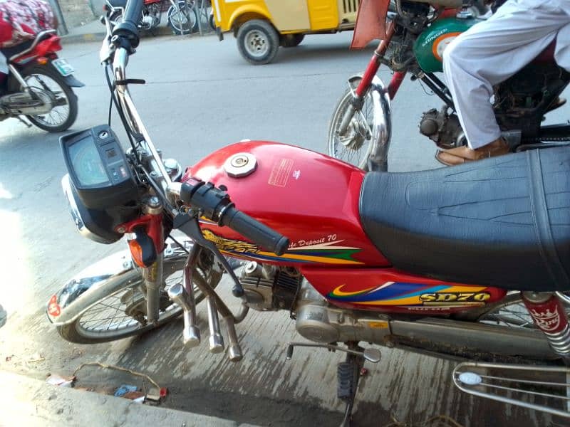 2021 safari bike 24 ka number lga hua ae saf condition ma ha 2