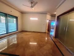 10 Marla Beautiful House Available for Rent in DHA Lahore Cantt