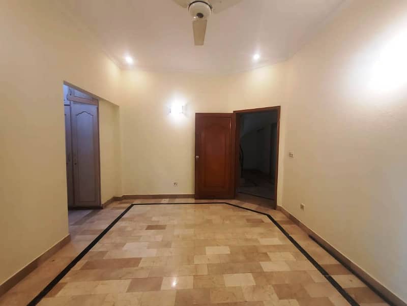 10 Marla Beautiful House Available for Rent in DHA Lahore Cantt 15