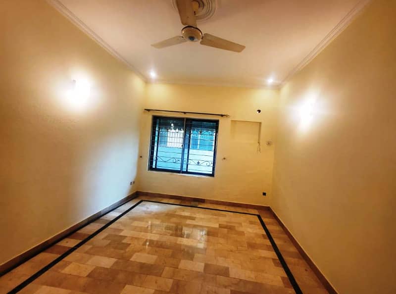 10 Marla Beautiful House Available for Rent in DHA Lahore Cantt 18