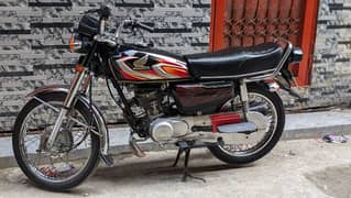 Honda 125 22 model total nut to nut janiun home used bike