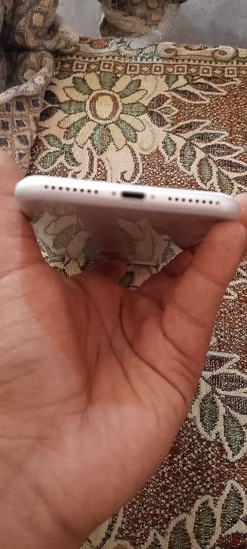 iphone 7 plus non pta with box 1