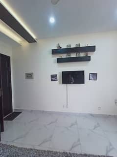 8 Marla Upper portion available for rent in sector N