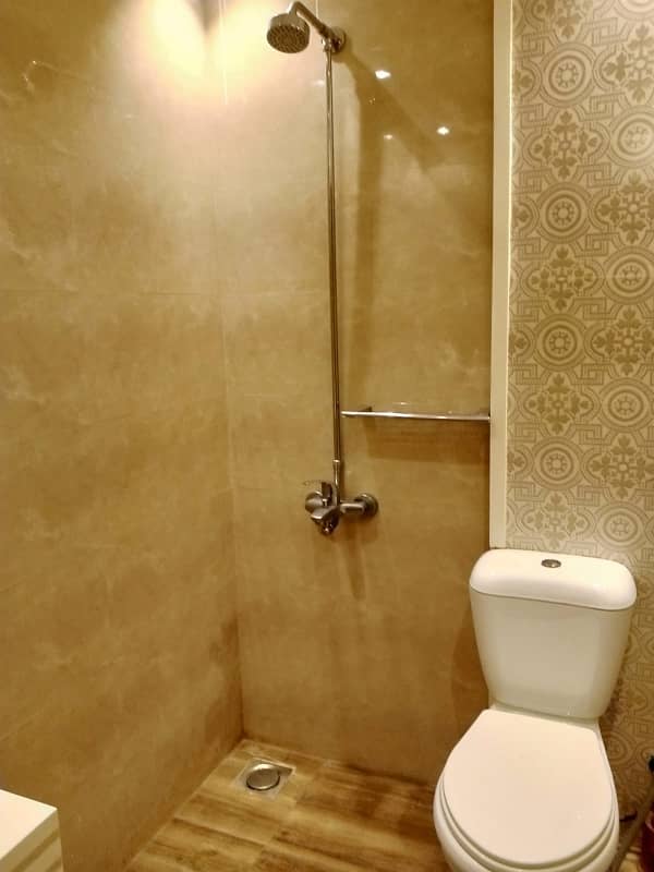 800 Square Feet Flat For sale In Bahria Town - Sector E 9