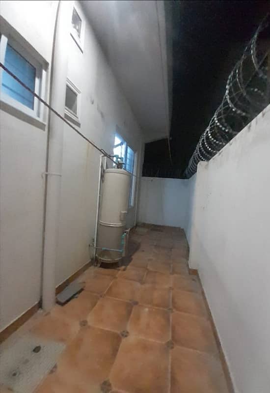 7 Marlas Tile Flooring House Gas Boring Near Market Mosque & Park G-13/2 14