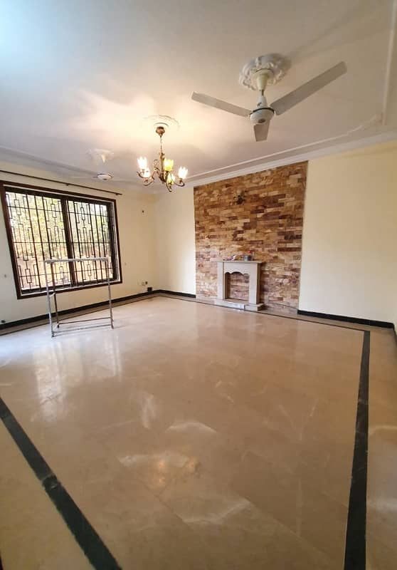 4 Marlas Double Storey Independent House Near Park Market G-13 0