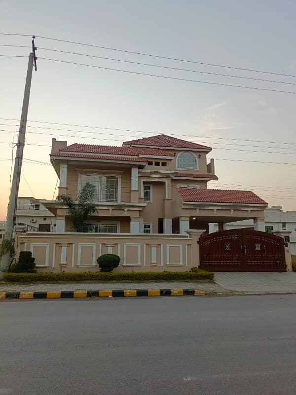 new city phase ii wah cantt 7 Marla cornal plot to side major road 40 feet 0