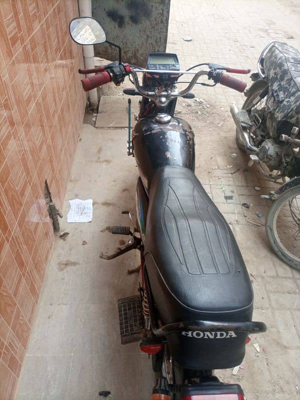 Bike Honda model 1986 all OK new condition 3