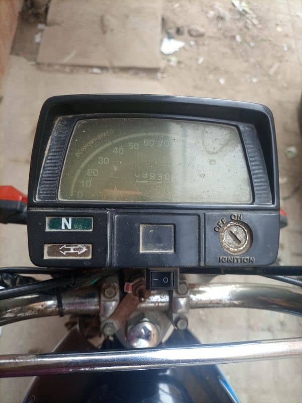 Bike Honda model 1986 all OK new condition 4