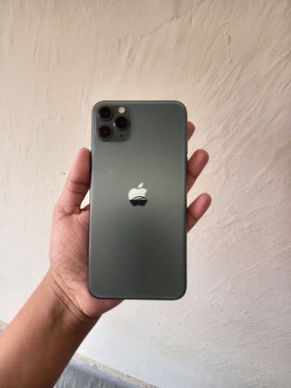 Iphone 11 Pro max Green color 3