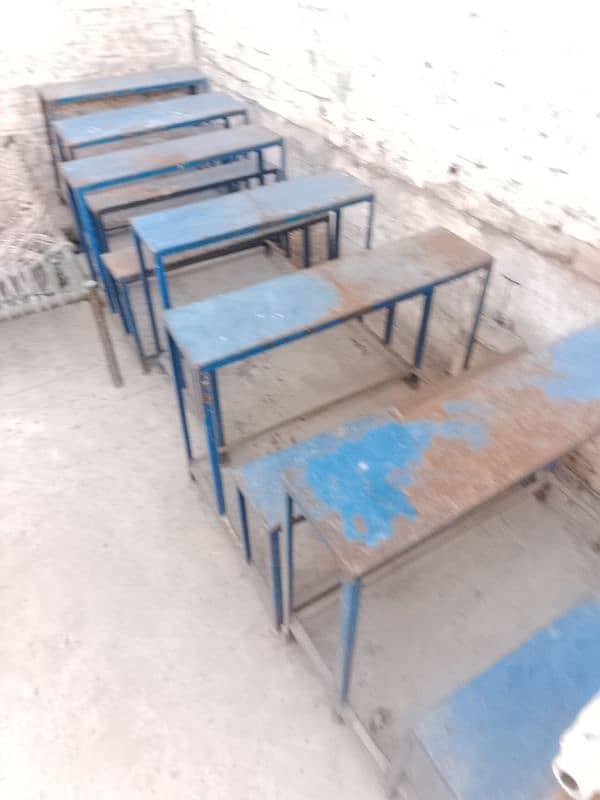 SCHOOL Benches tables 1