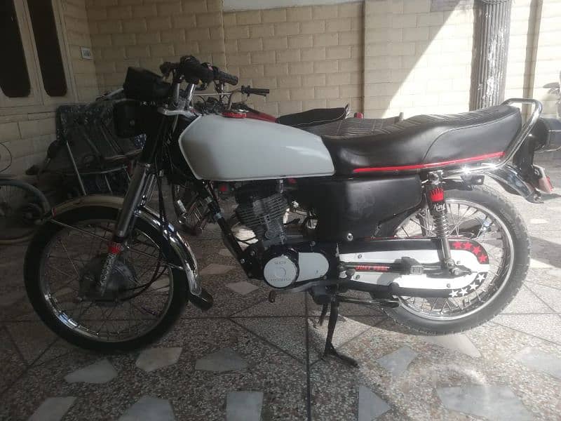 Honda 125 Sealed engine & parts 8