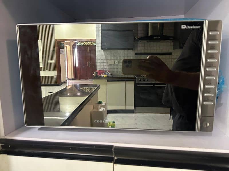 *DAELANCE MICROWAVE OVEN DW-393 GSS FOR SALE!* 2