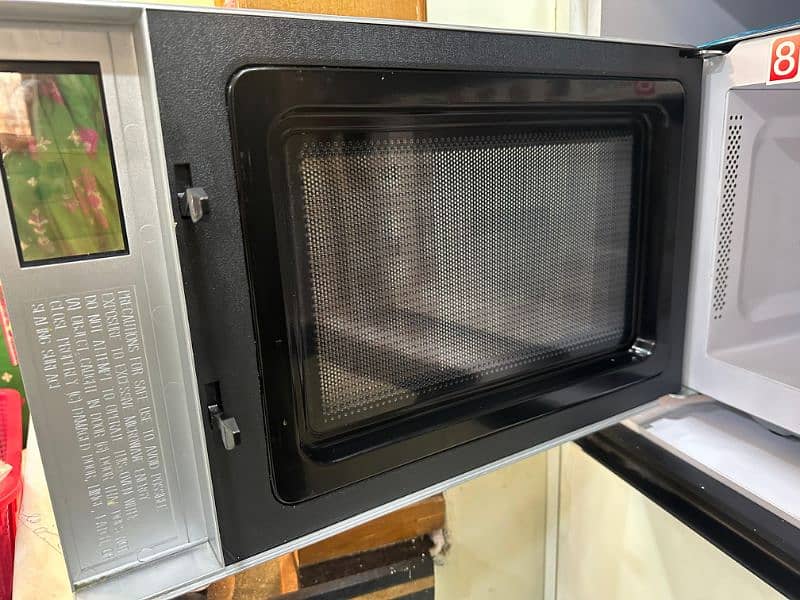 *DAELANCE MICROWAVE OVEN DW-393 GSS FOR SALE!* 4