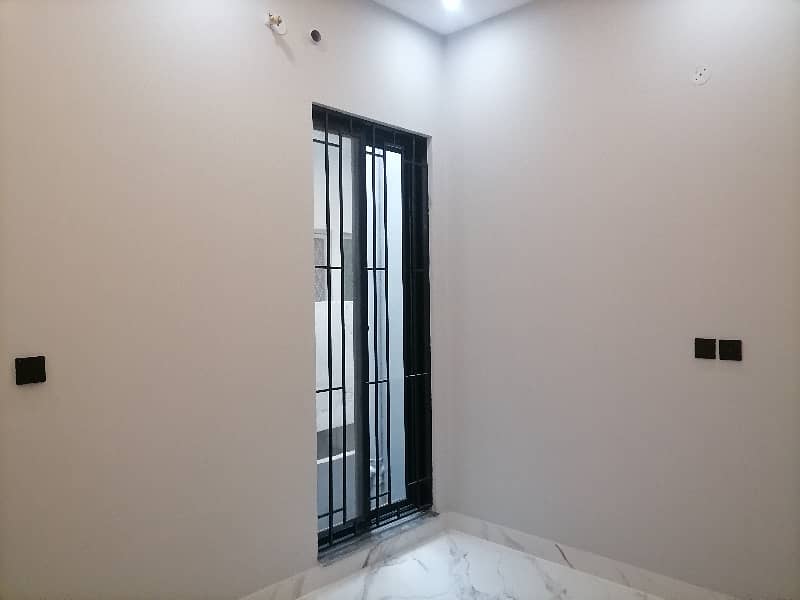 House Of 5 Marla Available For sale In Johar Town Phase 2 - Block J 15