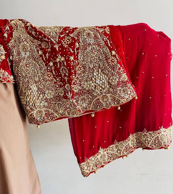 One day used lehenga Reasonable price 4