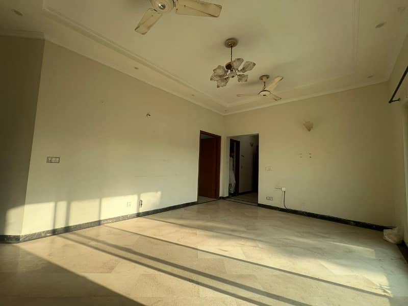 1 Kanal Upper Portion with Drawing Room for Rent in DHA Lahore Phase 4 10