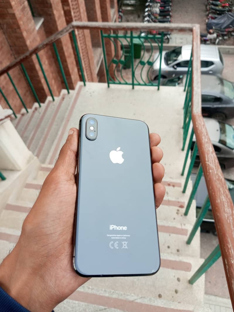 iPhone X 256gb PTA Approved (Exchange Possible) 1