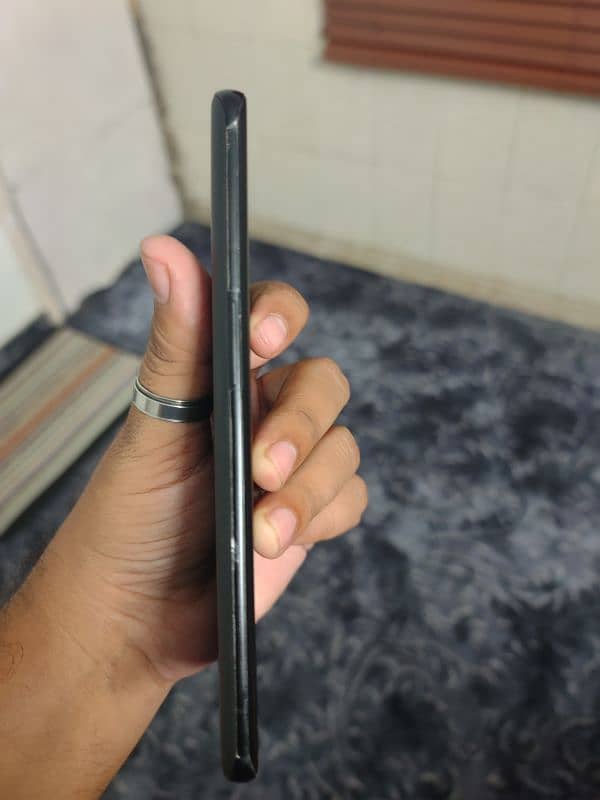 One plus 9 pro dual sim patched 1